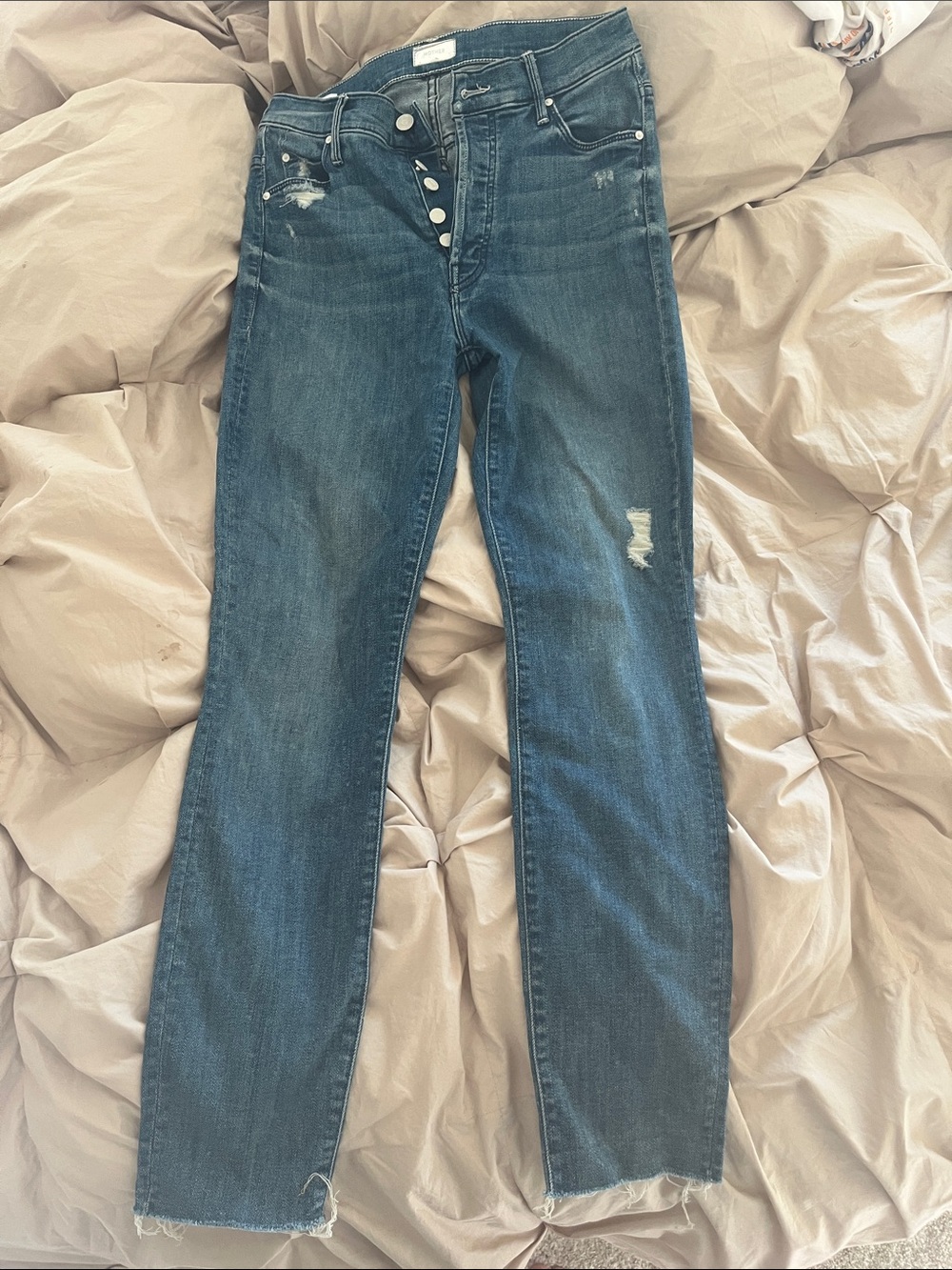 MOTHER Skinny Jeans in Dark Blue with Button-Fly